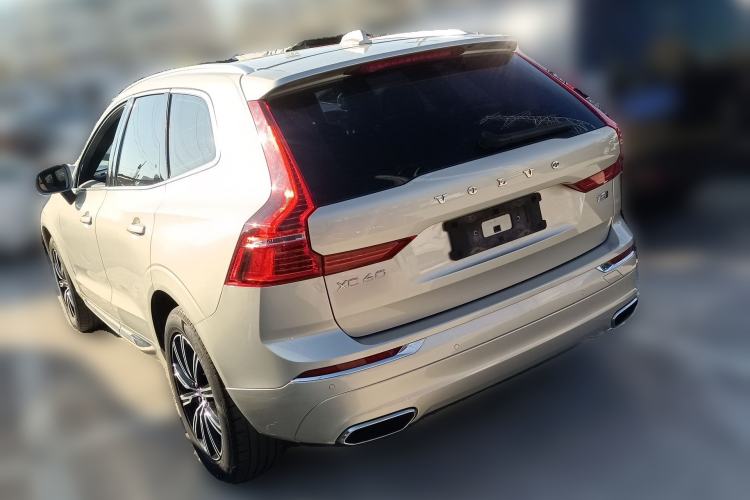 Used Volvo XC60 2021 T5 4x4 Smart Luxury Edition Rear Left 45 Deg