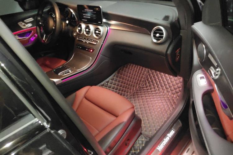 Used Mercedes-Benz GLC Coupe 2023 GLC 300 4MATIC Coupe SUV
