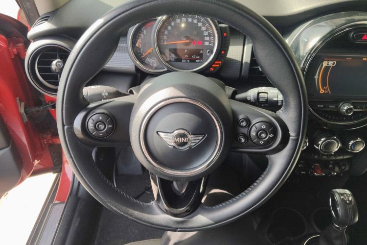 Used MINI MINI 2016 1.5T COOPER Five-Door Edition