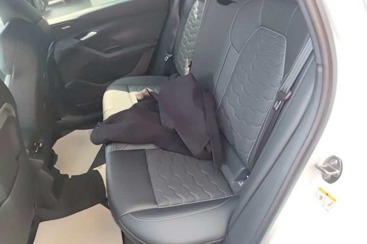 Used Audi Q6L e-tron 2026 First Launch Navigation Edition Left Rear Seat