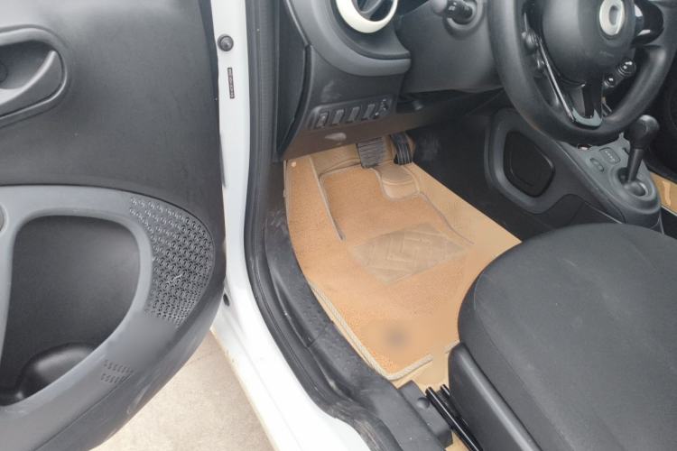 Used smart fortwo 2018 1.0L 52kW Hardtop Dynamic Version China V