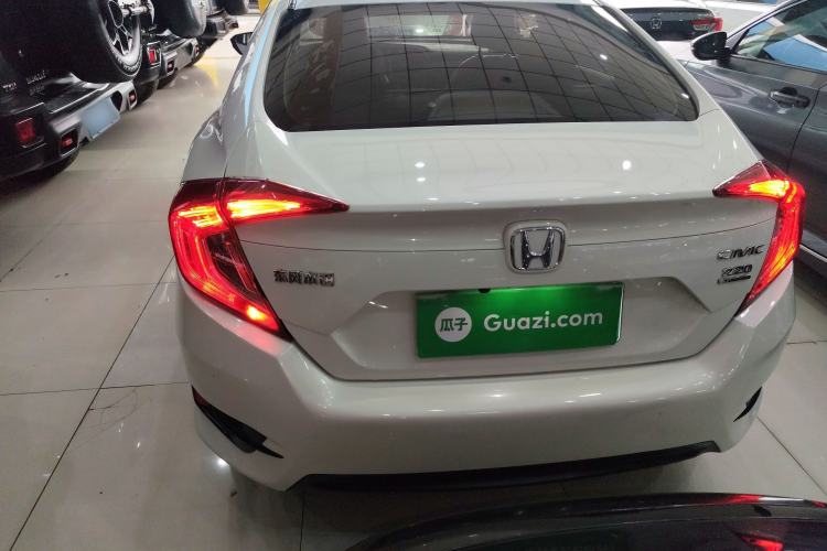 Used Honda Civic 2019 220TURBO CVT Dynamic Edition China VI Rear