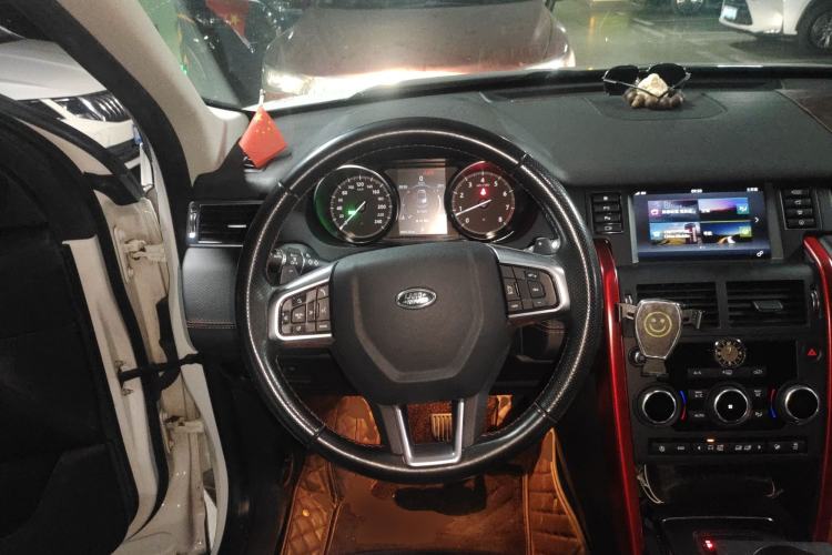 Used Land Rover Discovery Sport 2019 240 PS SE Dynamic Version China V Standard
