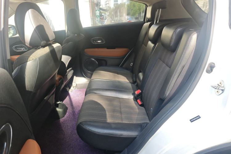 Used Honda Vezel 2015 1.8L CVT 2WD Luxury Model
