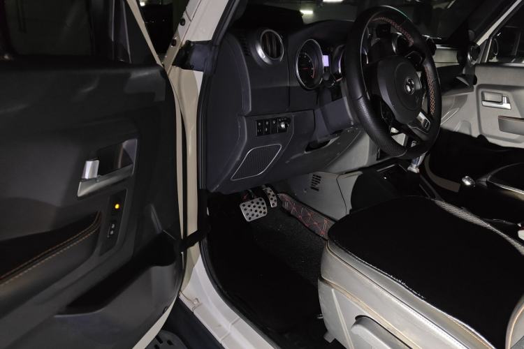 Used BAIC Off-Road BJ40 2016 40L 2.3T Automatic All-Wheel Drive Premium Edition