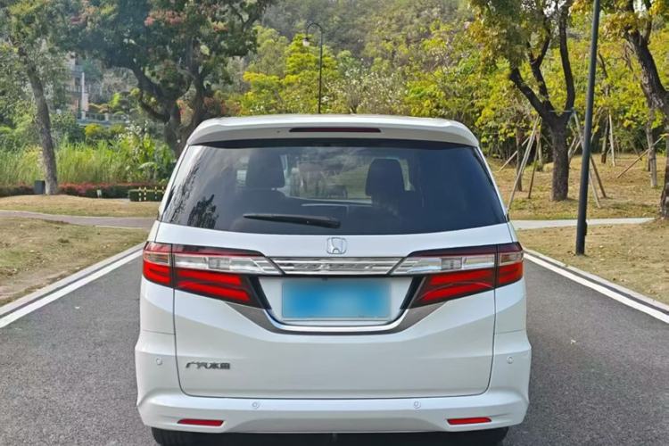Used Honda Odyssey 2015 Updated Version 2.4L Smart Edition Exterior 7