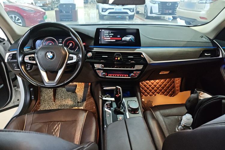 Used BMW 5 Series New Energy 2019 530Le Luxury Package Center Console