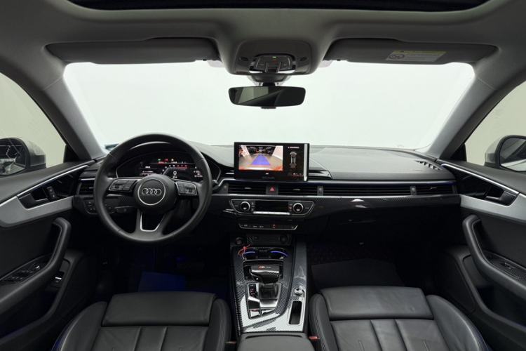 Used Audi A5 2022 Sportback 40 TFSI Fashionable and Dynamic Model Interior 4