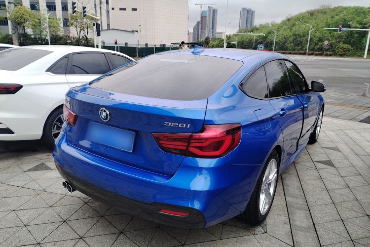 Used BMW 3 Series GT 2019 320i M Sport Package Rear Right 45 Deg
