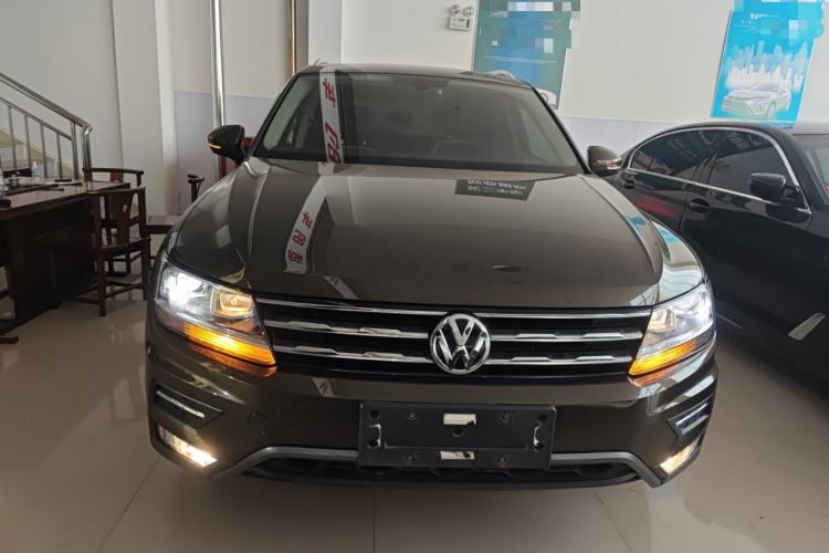 Used Volkswagen Tiguan L 2018 330TSI Automatic Two-Wheel Drive Luxury Edition