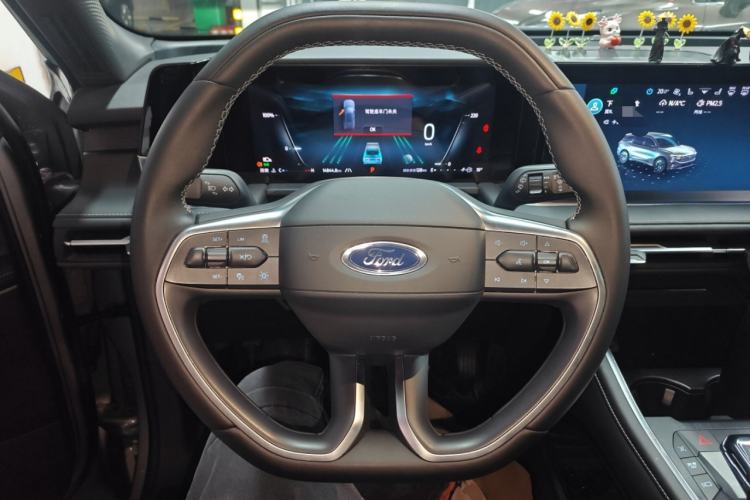 Used Ford Edge 2025 Ford Explorer L 2.0T EcoBoost E-Hybrid Two-Wheel Drive 7-Seater Luxury Model
