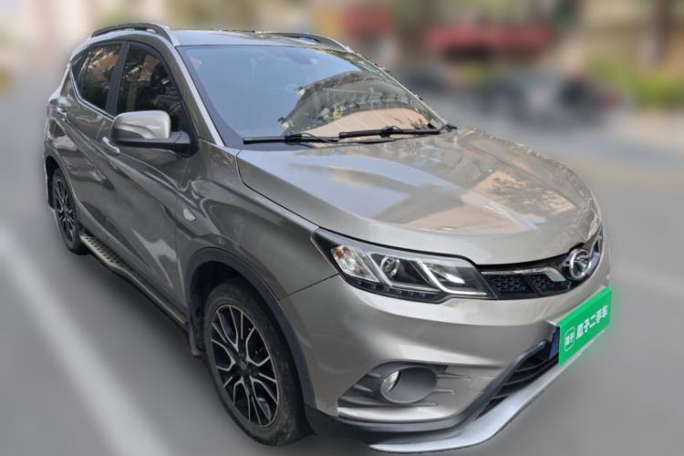 Used Soueast DX3 2018 1.5T CVT Luxury Model Front Right 45 Deg