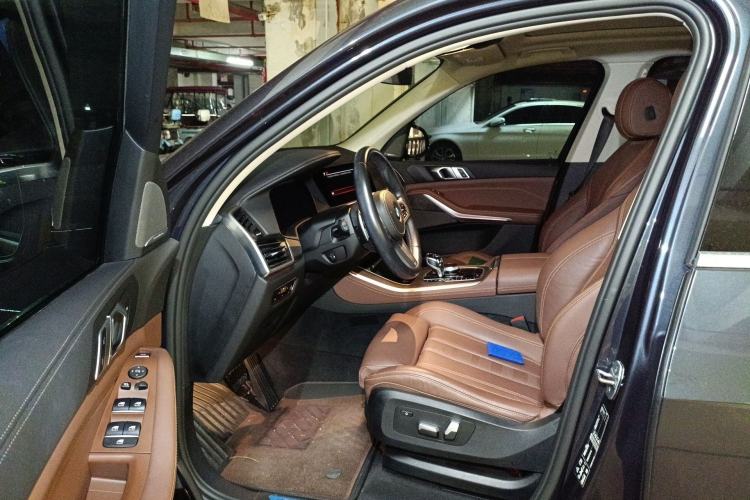 Used BMW X5 2022 xDrive40i M Sport Package
