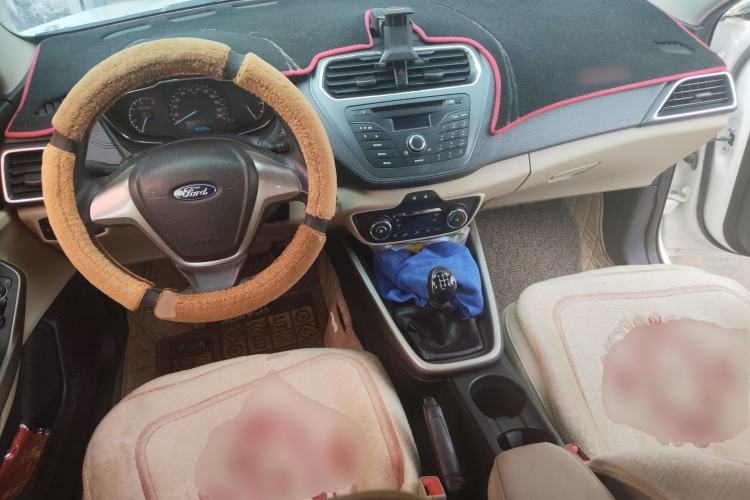 Used Ford Escort 2015 1.5L Manual Fashion Edition