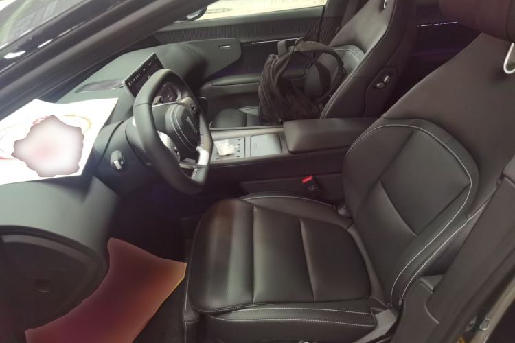 Used Avatr 12 2025 Updated Ultra All-Electric Four-Wheel Drive Left Front Seat