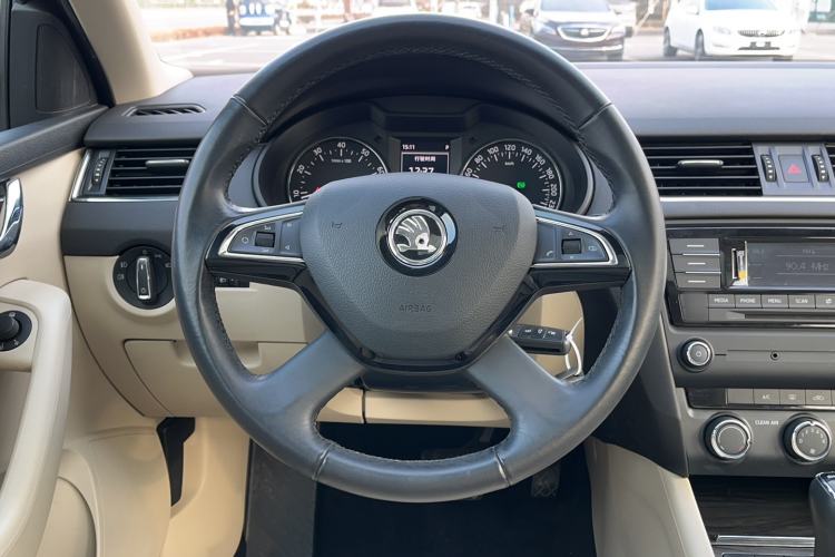 Used Skoda Octavia 2016 1.6L Automatic Smart Drive Edition