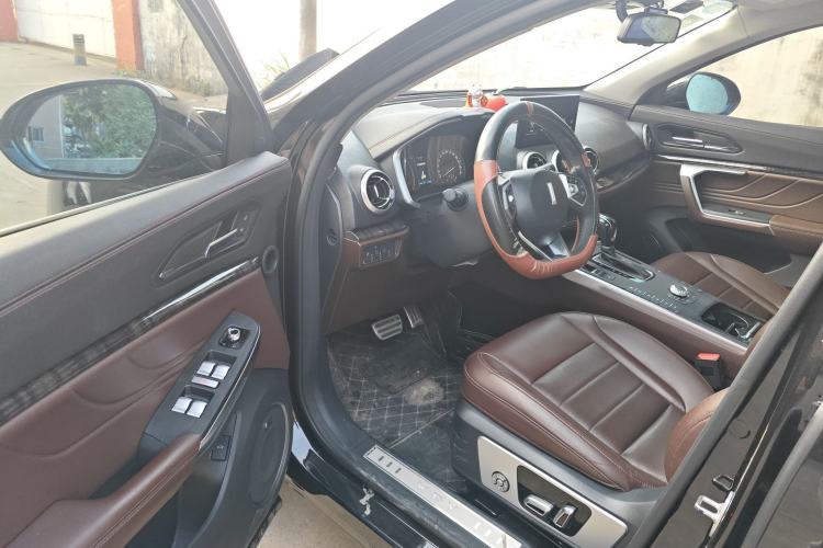 Used Wey VV5 2019 Upgraded Model 2.0T Two-Wheel Drive Ultra-Luxury Version China V Standard
