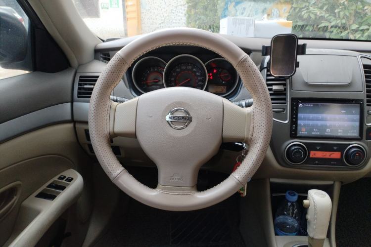 Used Nissan Sylphy 2012 1.6XE CVT Comfort Edition Steering Wheel