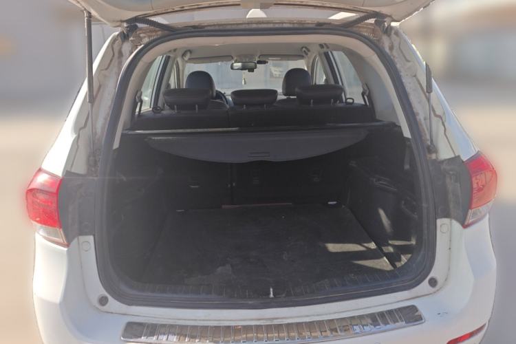 Used Haval H6 2013 Upgraded Model 1.5T Manual Two-Wheel Drive Elite Version