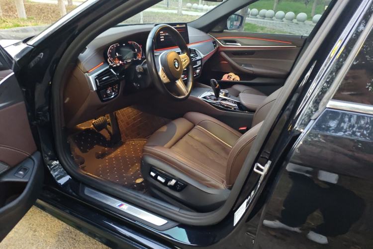 Used BMW 5 Series 2022 Restyled 530Li Luxury Edition M Sport Package
