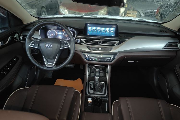 Used CHANGAN Raeton CC 2018 1.5T Automatic Zhiya Model China V Standard
