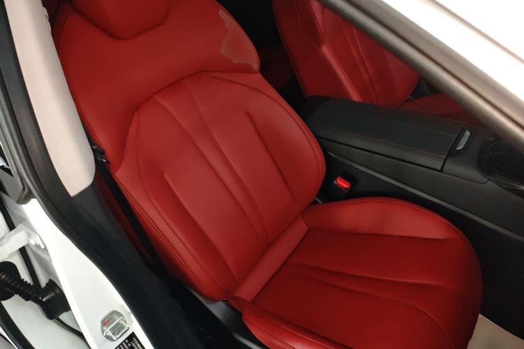 Used XPeng P7 2020 586N Right Front Seat