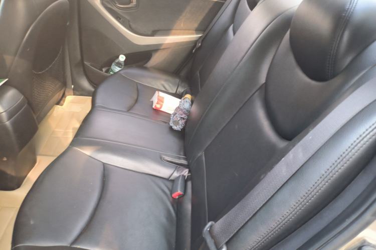Used Hyundai Elantra (5th Generation / Langdong) 2012 1.6L Automatic Fashion Edition Left Rear Seat