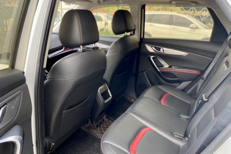 Used CHANGAN CS55 2018 1.5T Automatic Colorful Edition China V Standard Interior 2