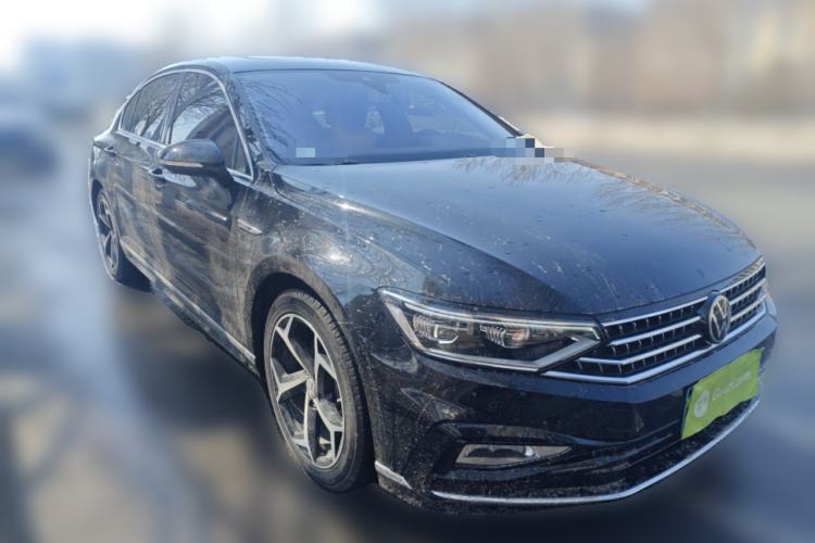 Used Volkswagen Magotan 2023 2 Million Units Commemorative Edition 330TSI DSG Luxury Version Exterior 2