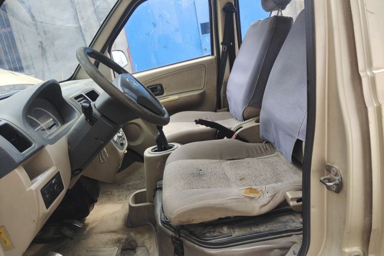 Used BAIC Weiwang 306 2011 1.3L Comfort version 7 seats Left Front Seat