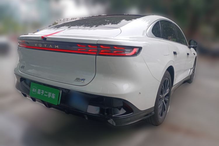 Used VOYAH PASSION 2024 PHEV Four-Wheel Drive Ultra-Long Range Executive Edition Rear Right 45 Deg