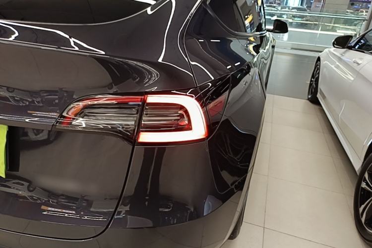 Used Tesla Model Y 2024 Rear-Wheel-Drive Version
