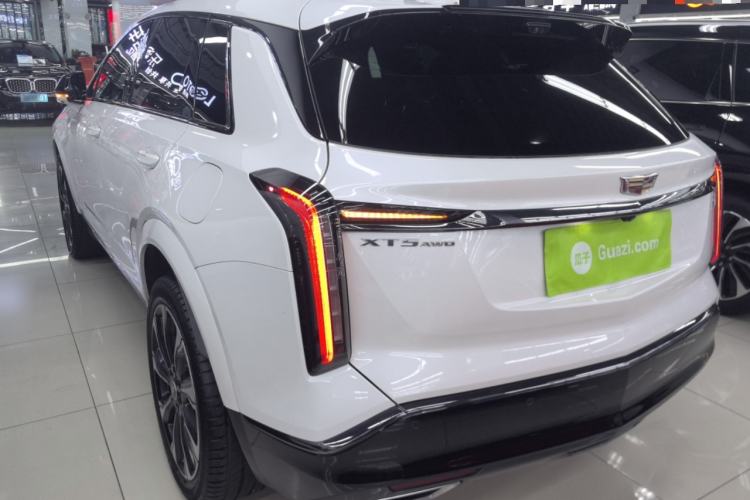 Used Cadillac XT5 2025 2.0T Platinum Edition