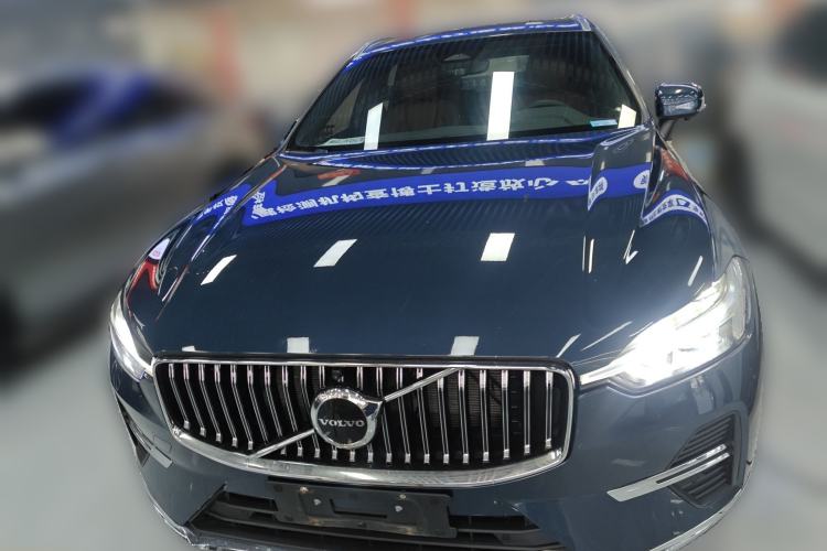 Used Volvo XC60 2024 B5 4x4 Smart Luxury Edition Front