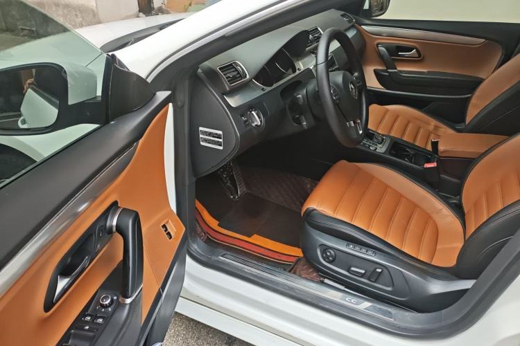 Used Volkswagen FAW-Volkswagen CC 2016 1.8TSI Luxury Model Driver Seat