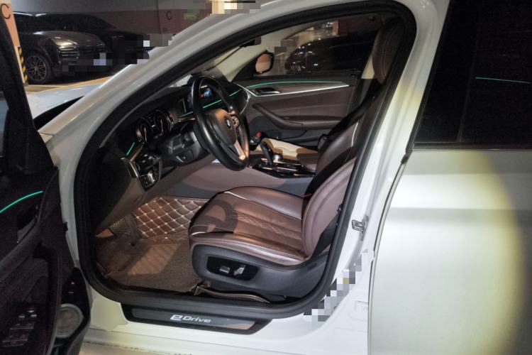 Used BMW 5 Series New Energy 2018 530Le Luxury Package Left Front Seat