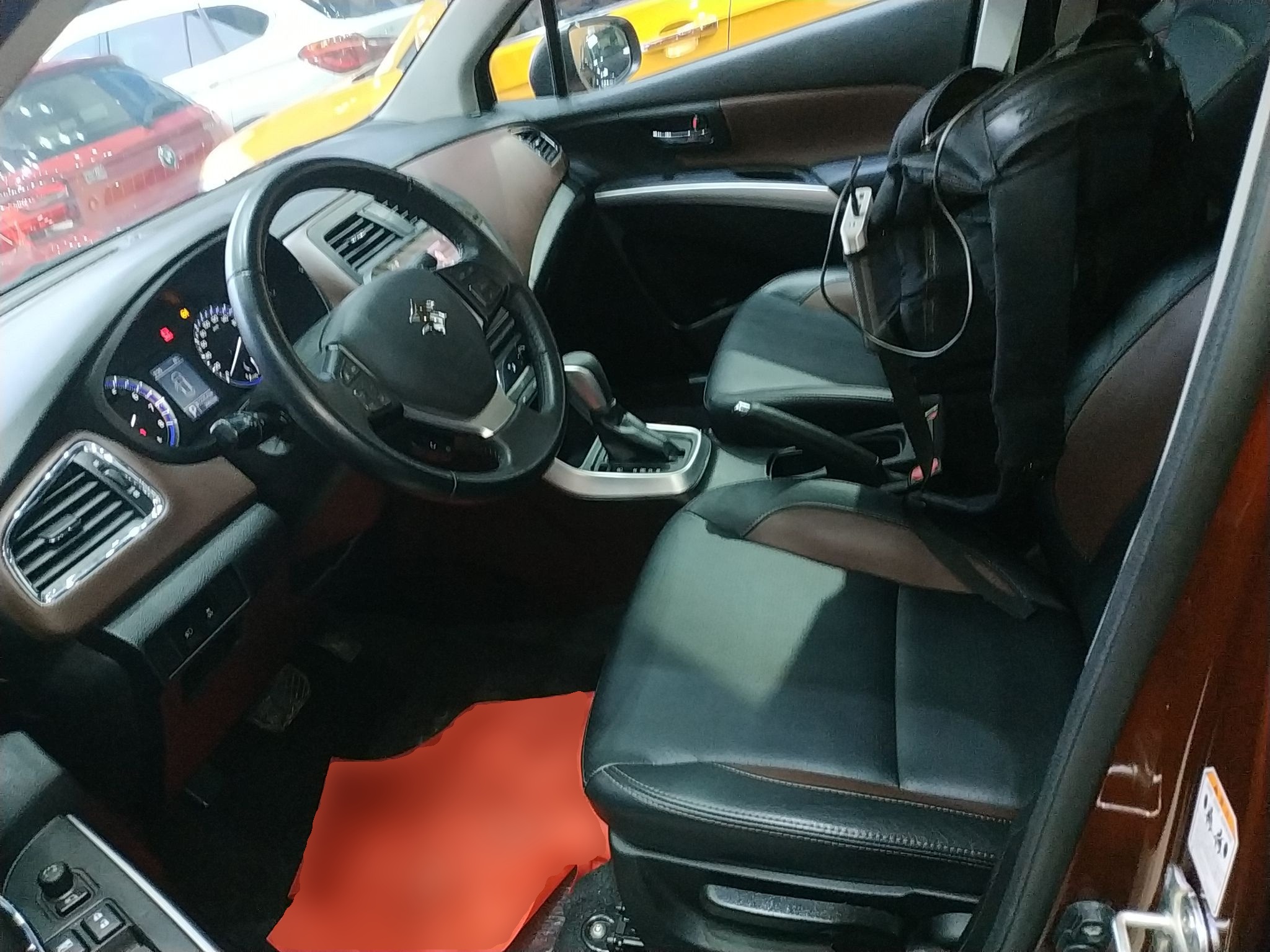 Переднее сиденье в автомобиле