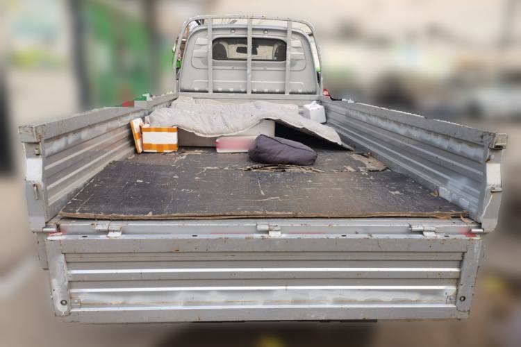 Used Wuling Rongguang New Truck 2021 1.5L Rural Version LV1 Extended Single-Row L3C Trunk