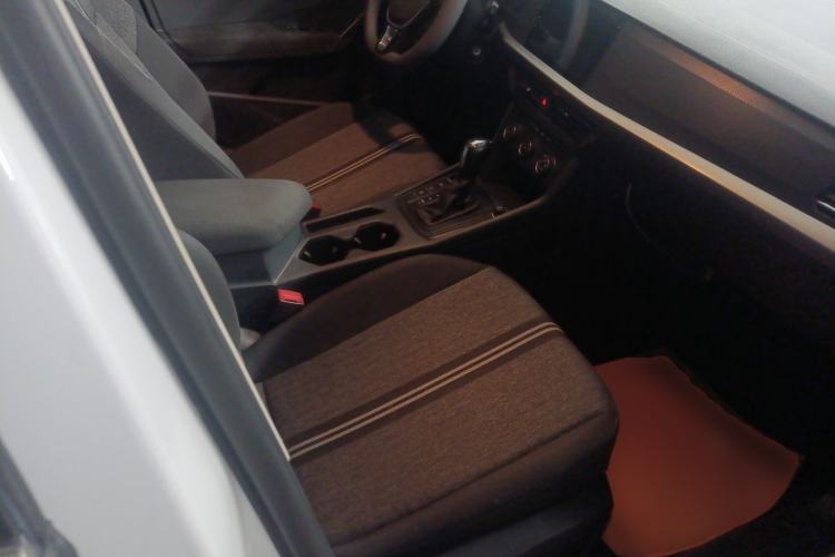 Used Volkswagen Lavida 2019 1.5L Automatic Fashion Edition China VI Right Front Seat