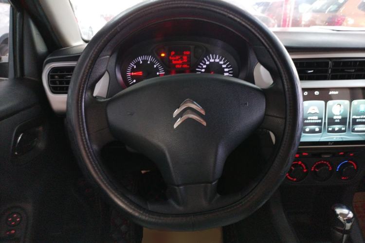 Used Citroen Elysee 2015 Qishang Edition 1.6L Automatic Fashion Model
