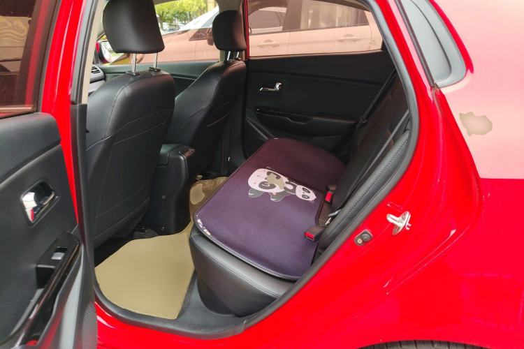 Used Kia K2 2012 Sedan 1.6L Automatic Transmission Premium Commemorative Edition
