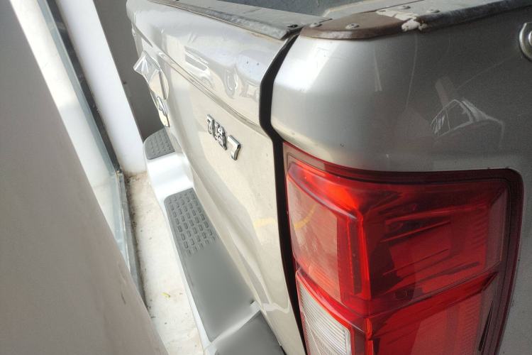 Used Great Wall Wingle 7 2019 2.0T Diesel Two-Wheel Drive Value Edition China VI Standard Big Double Cab GW4D20M
