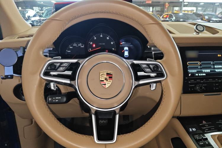 Used Porsche Macan 2016 Macan 2.0T Steering Wheel