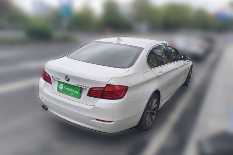 Used BMW 5 Series 2017 525Li Leading Model
