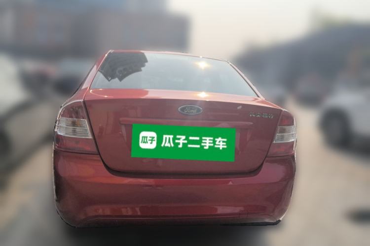 Used Ford Focus 2012 Sedan Classic 1.8L Automatic Base Model