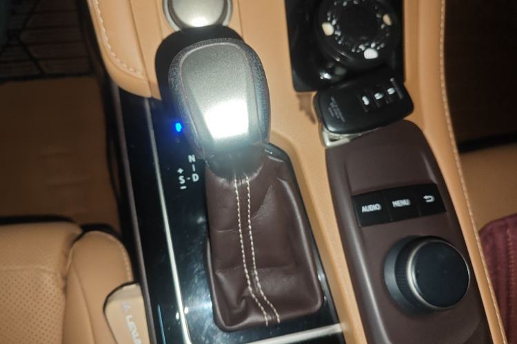 Used Lexus ES 2015 200 Elite Edition
