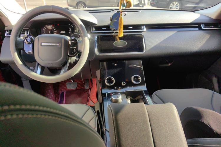 Used Land Rover Range Velar 2019 250 PS
