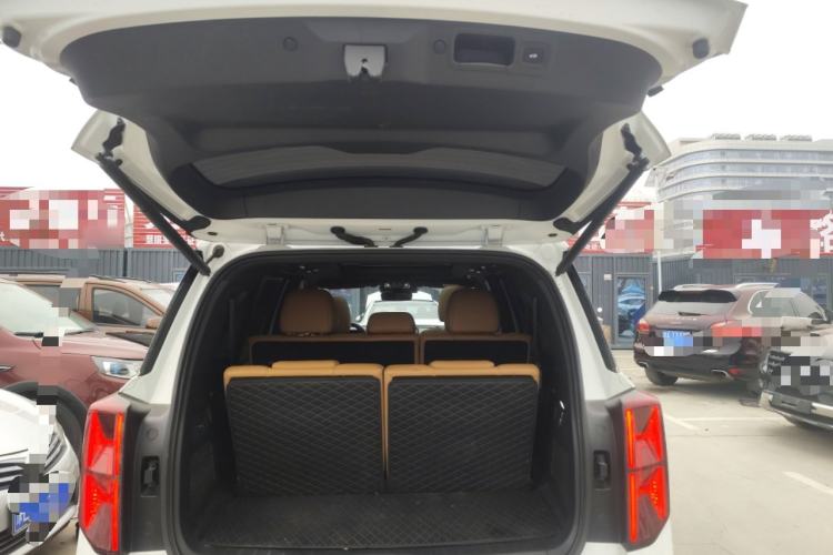 Used GAC Trumpchi ES9 2024 PHEV with 143 km Max
