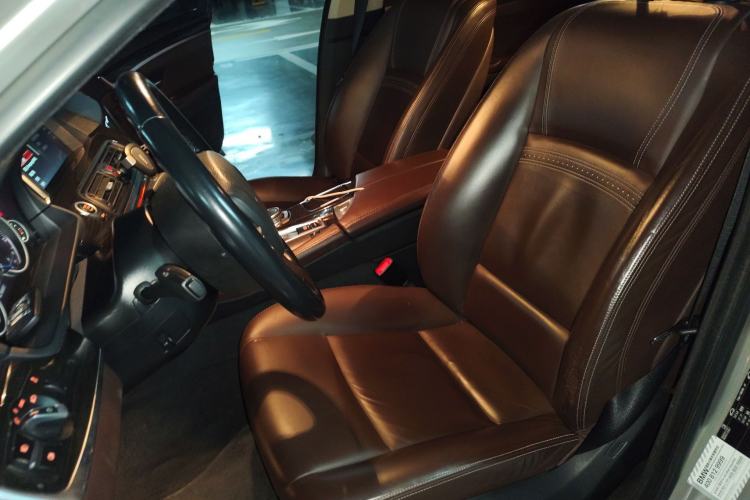 Used BMW 5 Series 2014 525Li Luxury Design Package