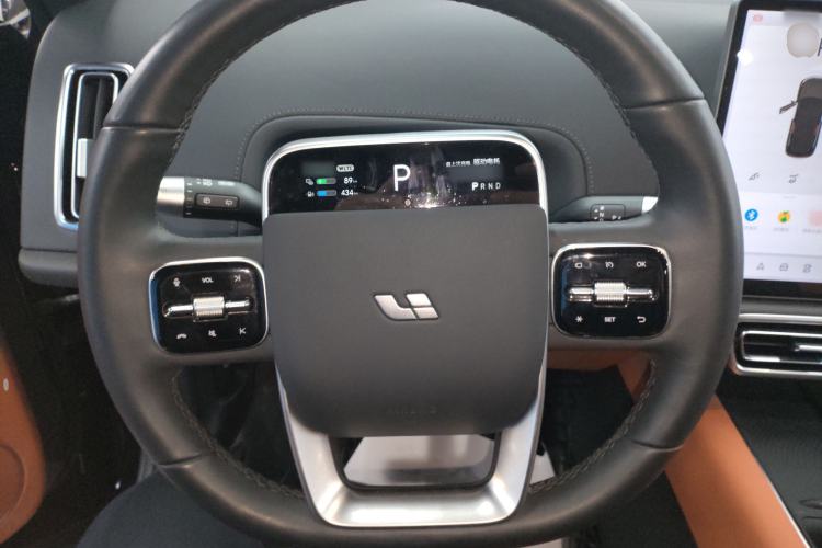 Used Li Auto L7 2023 Air model
